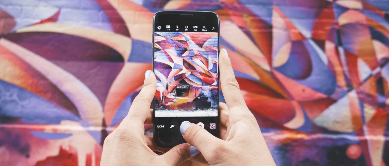 Samsung Galaxy S9 con social network Uhssup?