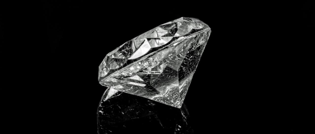 Schermo in vetro diamante per i futuri smartphone?