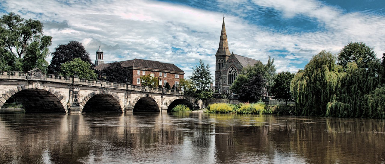 Regno Unito: banda larga dalle guglie delle chiese