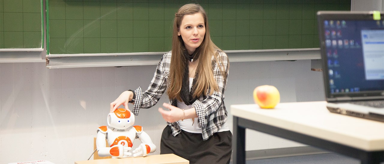 Open Roberta: universo femminile e discipline STEM