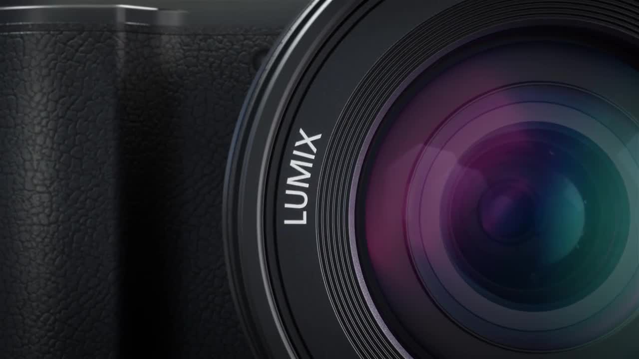 La mirrorless Panasonic Lumix GX9