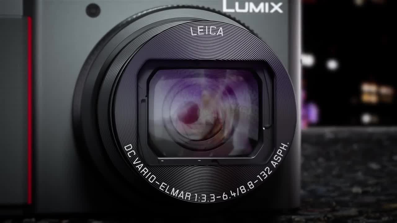 La fotocamera compatta Panasonic Lumix TZ200