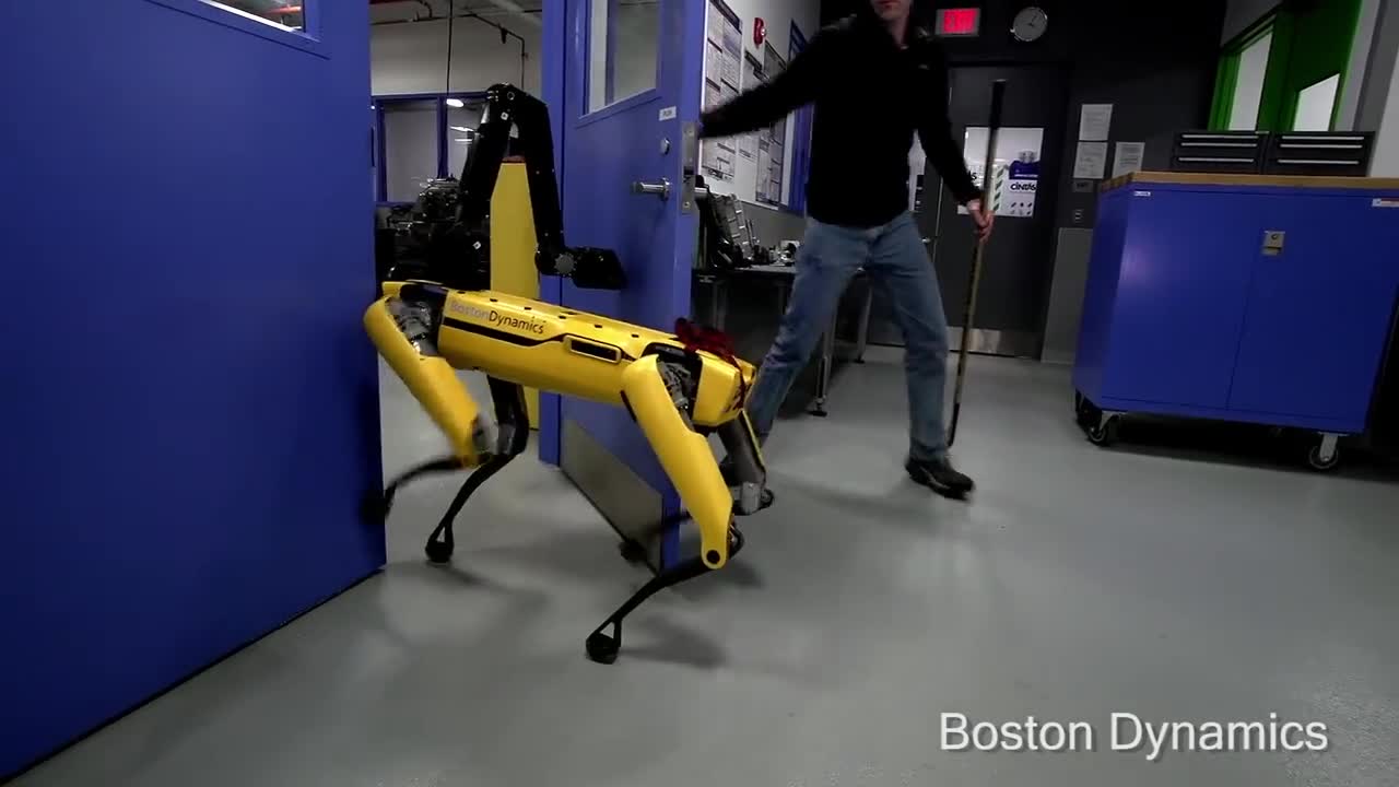 Boston Dynamics: la resistenza di SpotMini