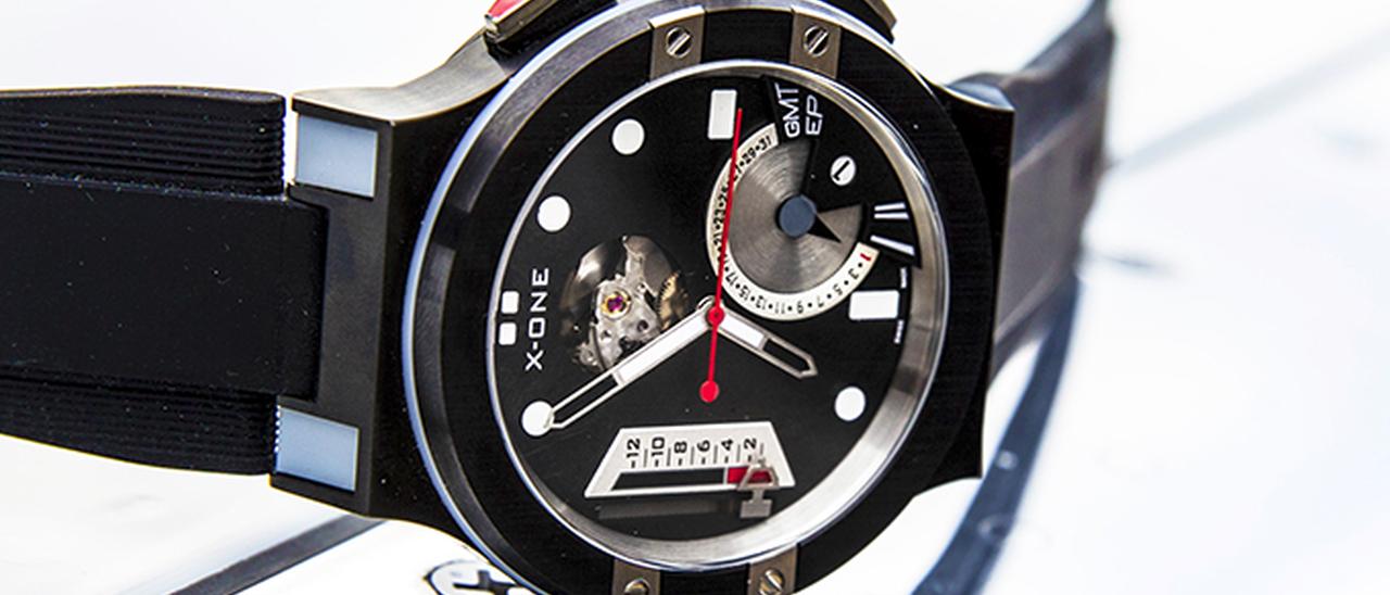 X-ONE H1, smartwatch ibrido con codice Morse