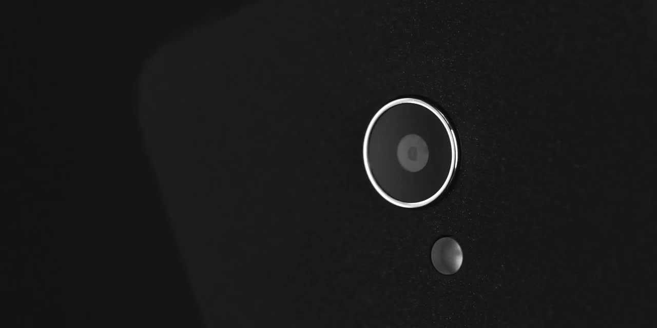 Lo smartphone Alcatel 1X con Android Go