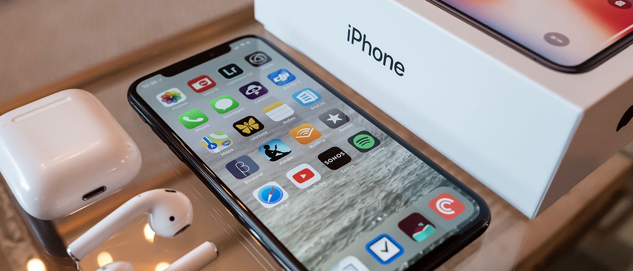 iPhone: display compromesso con ricambi originali