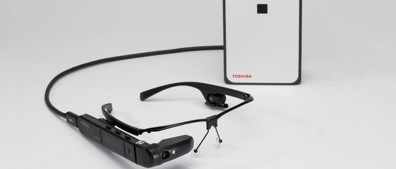 Toshiba dynaEdge, un PC Windows tutto da indossare