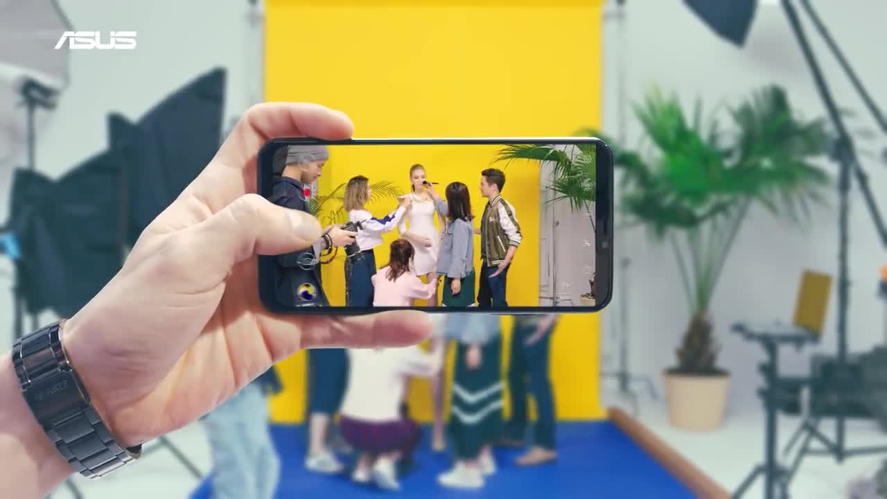 ASUS ZenFone 5: l'IA per la fotografia