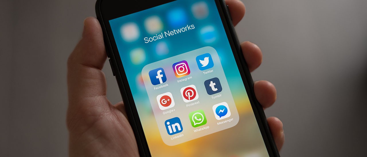 Apple batte Facebook sulla fiducia degli utenti