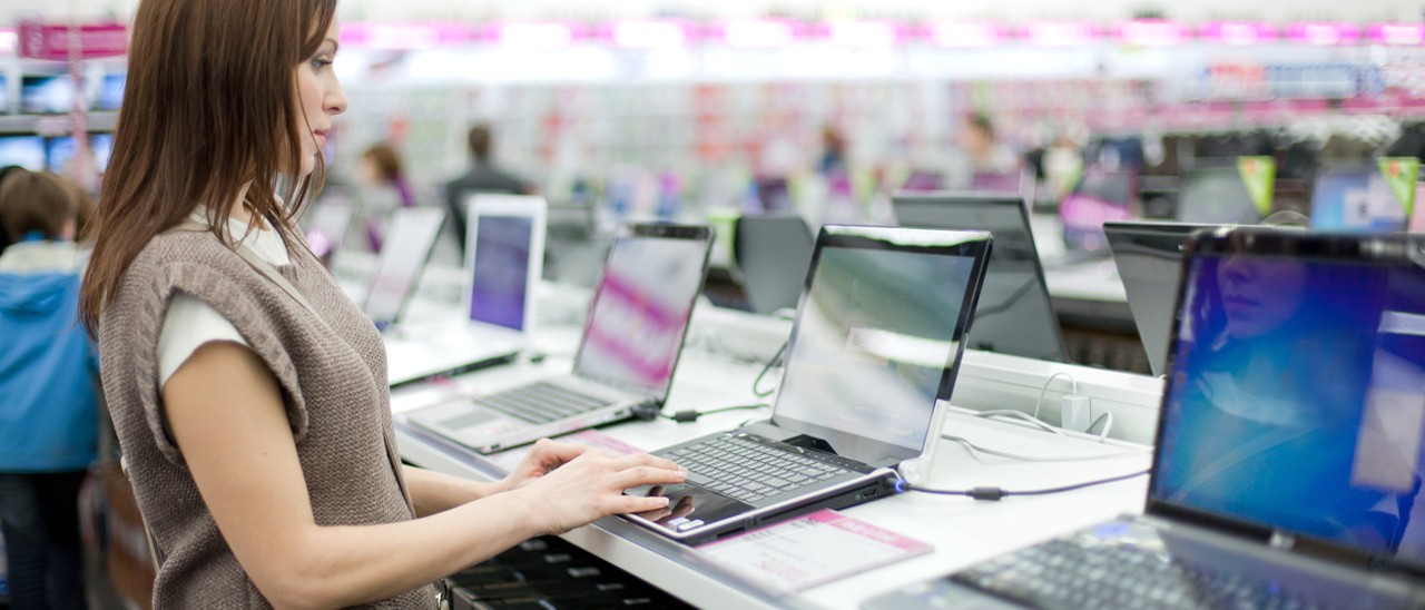 Mercato PC ancora in calo, bene HP e Lenovo