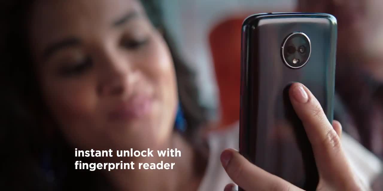 Motorola Moto E5 Plus con batteria da 5.000 mAh