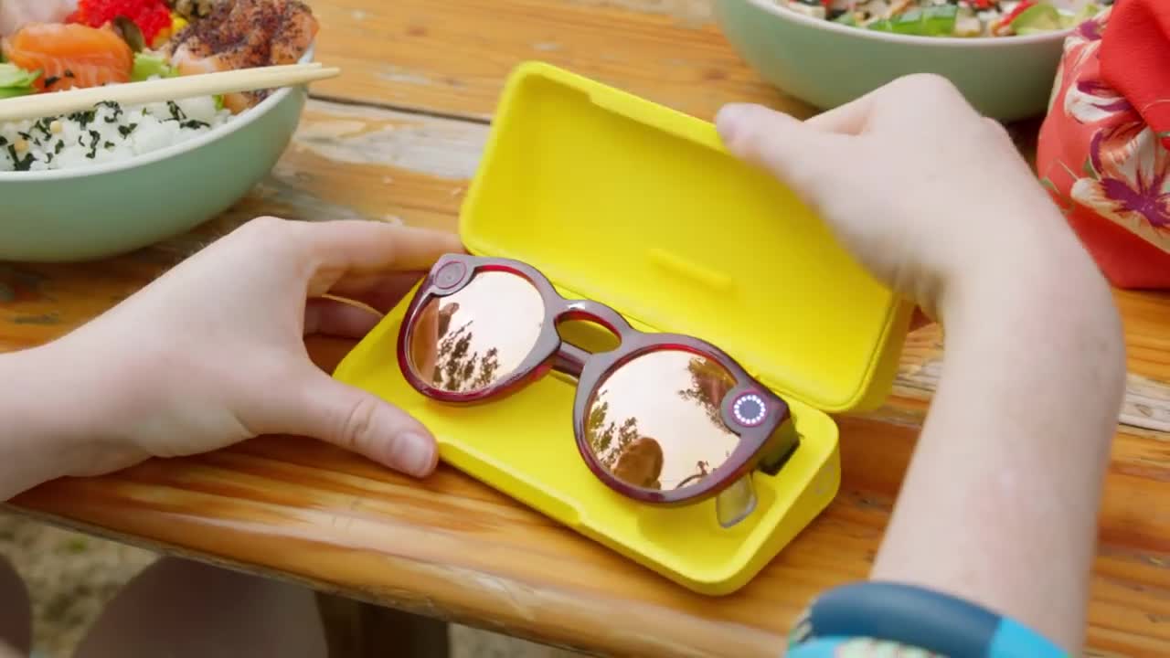 Spectacles: gli occhiali social di Snap