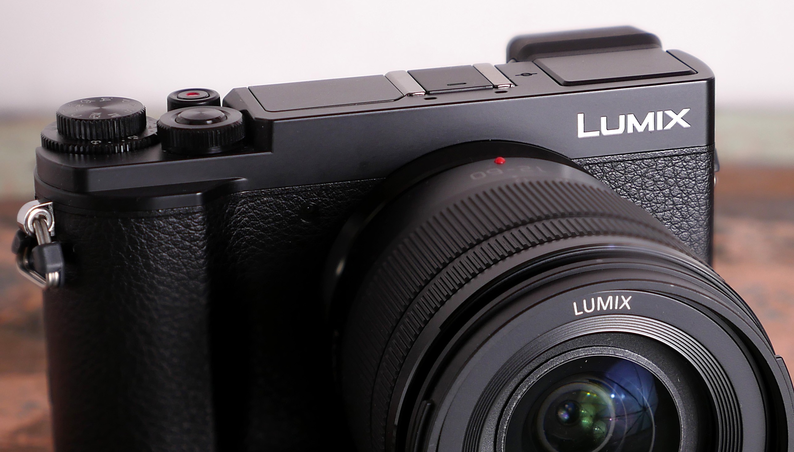 Panasonic Lumix DC-GX9