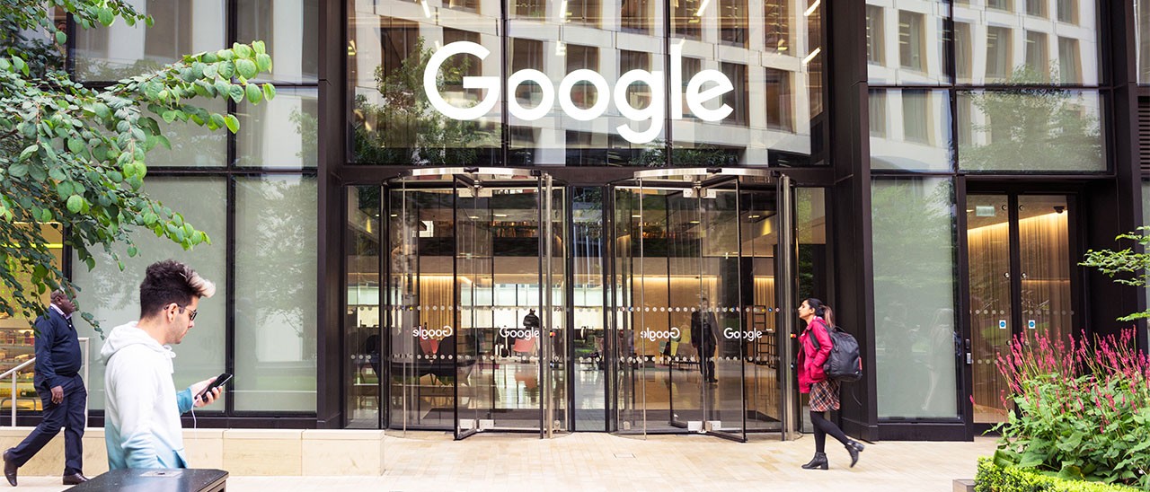 Alphabet: trimestrale record, si punta al bilione