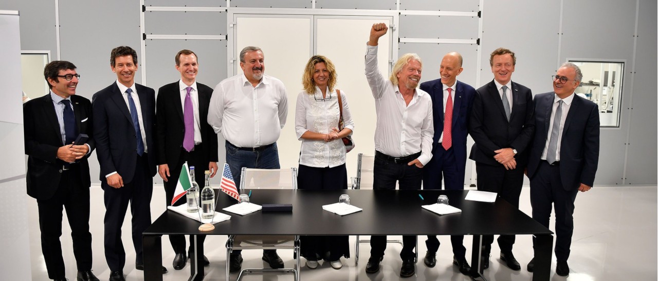 Virgin Galactic, i turisti partiranno dalla Puglia