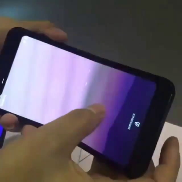 Samsung Galaxy X - Prototipo Pieghevole