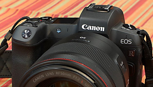 Canon EOS R
