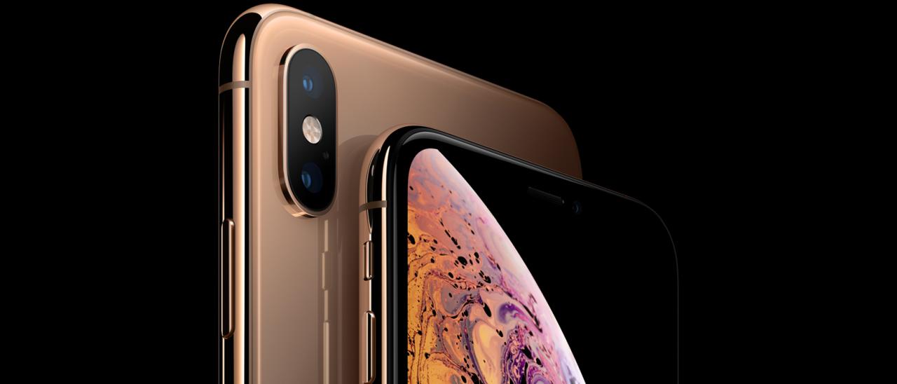 iPhone: tre smartphone OLED nel 2020