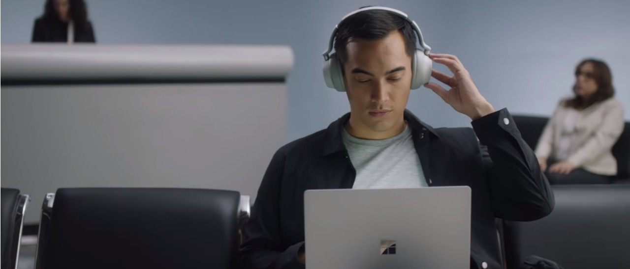 Surface Headphones arrivano a novembre