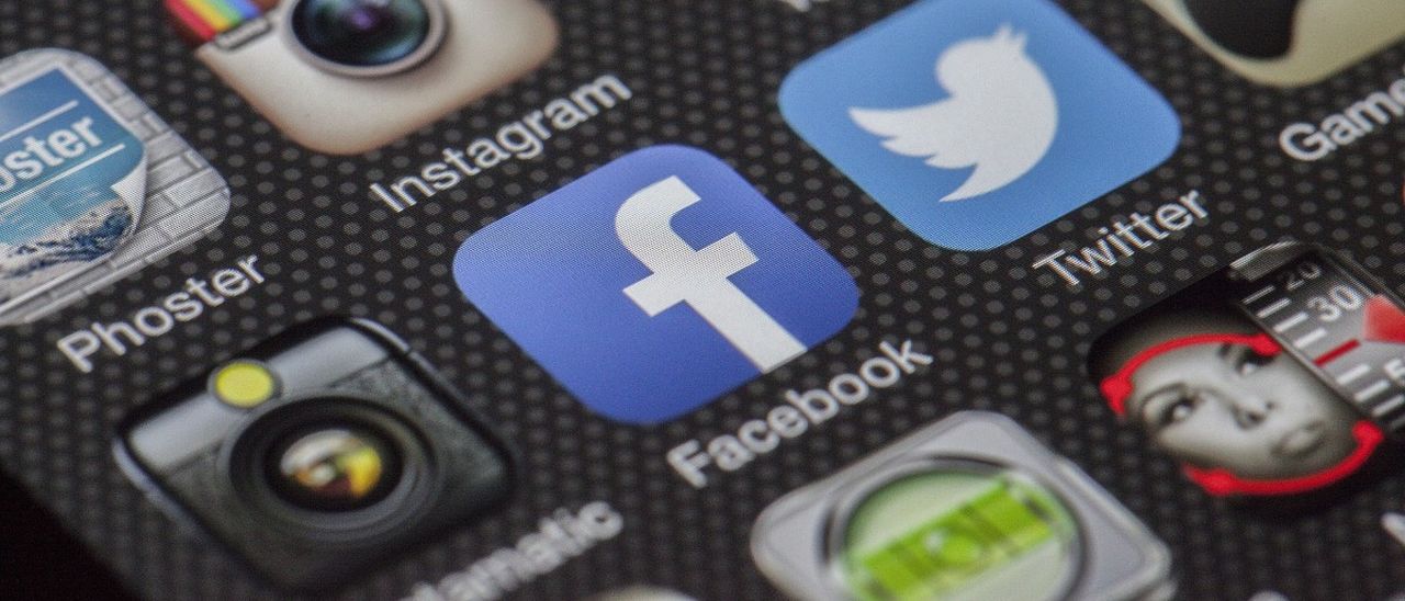 Facebook, nuovi strumenti per gestire la privacy