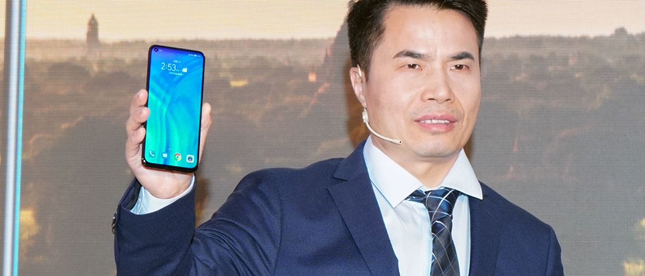 Honor View 20, fotocamera frontale in-screen