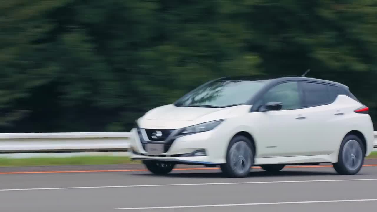 Nissan LEAF e+