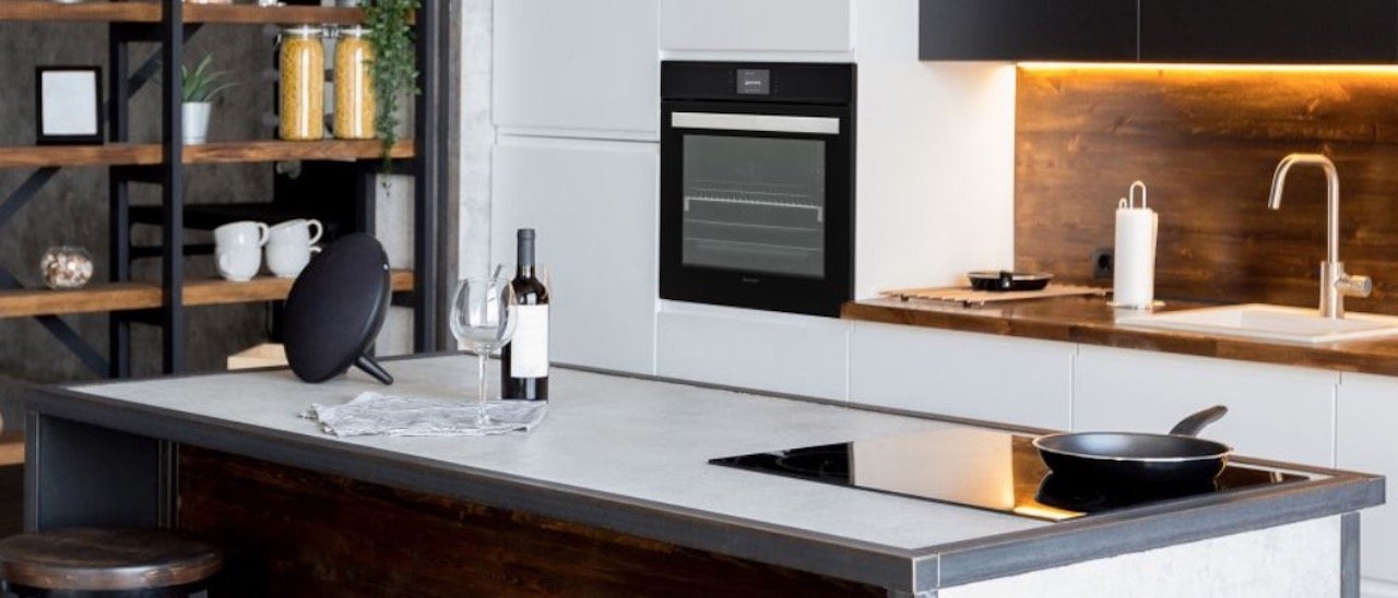 Sharp mette Alexa dentro il forno