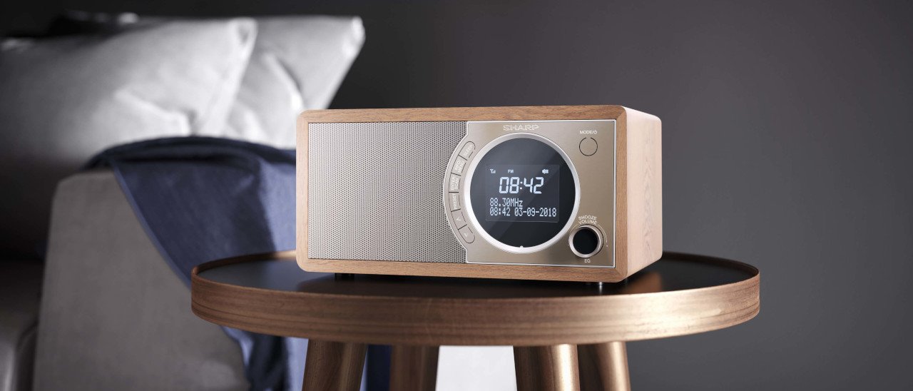 Sharp lancia nuove digital e internet radio