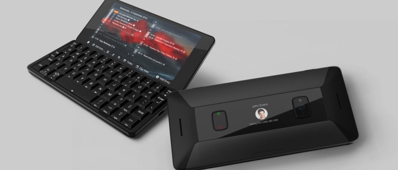 Planet Computer (ri)scommette su Cosmo