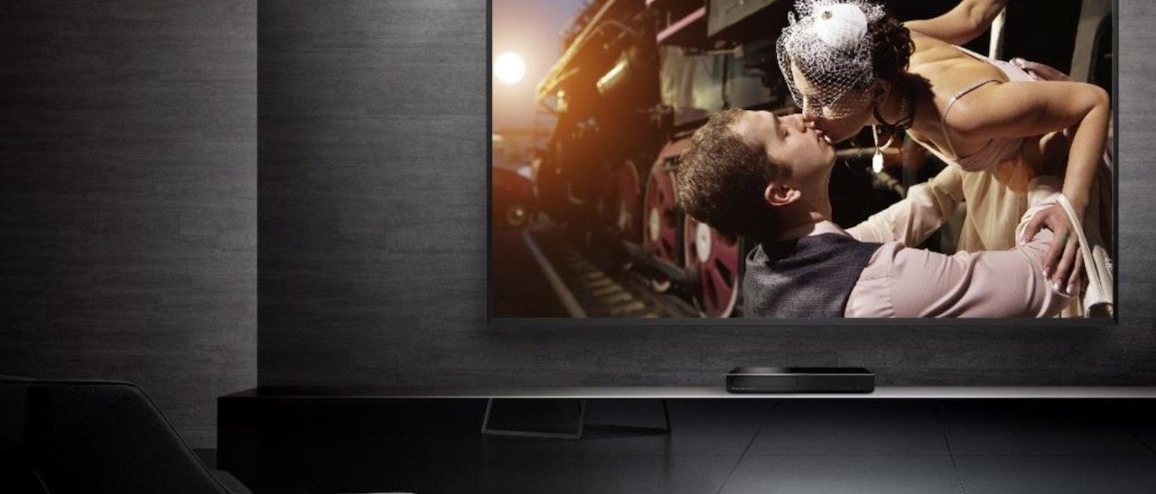 Panasonic lancia i lettori blu-ray UB450 e UB150