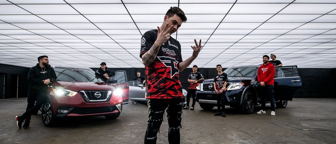 Nissan entra nel mondo degli eSport