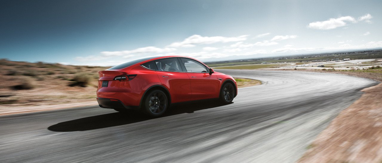 Tesla, guida autonoma in beta alla fine del 2019