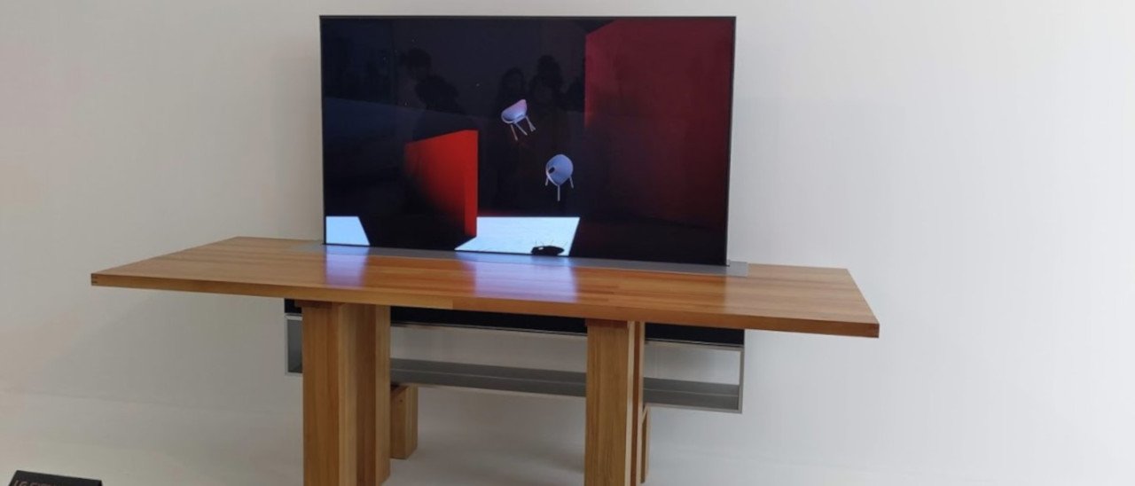 LG: nuovi Smart TV e in Italia il TV arrotolabile