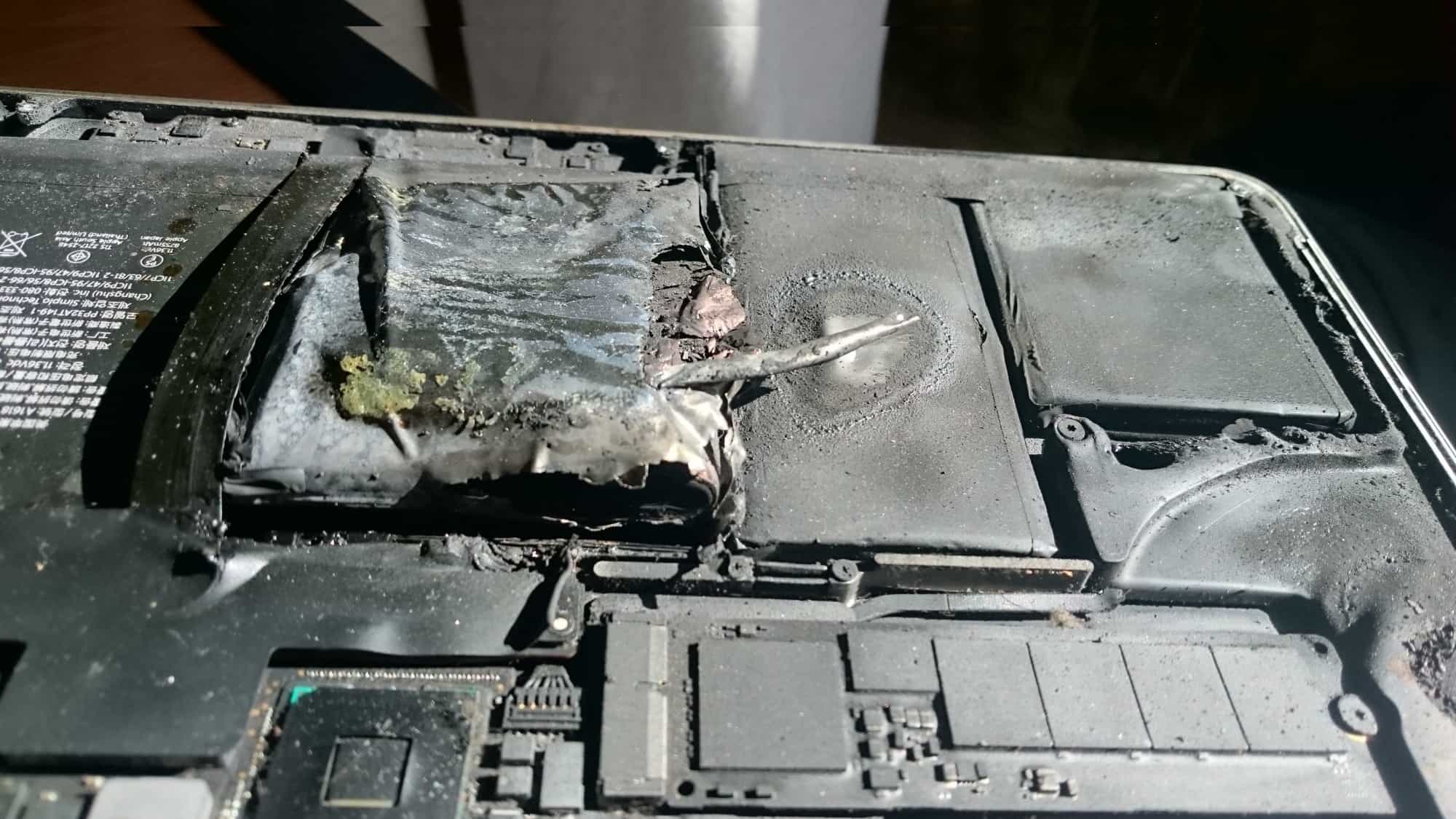 MacBook Pro Prende Fuoco