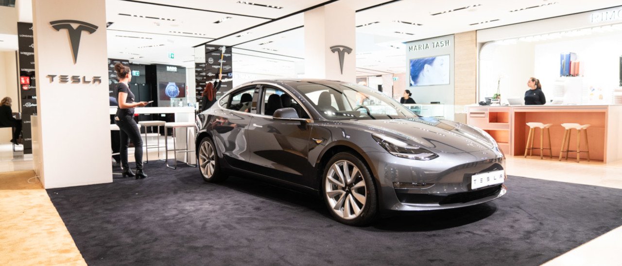 Tesla, nuovo Temporary Store a Roma
