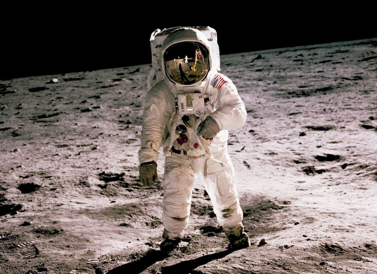 Nasa: sulla Luna torneranno (prima) i robot