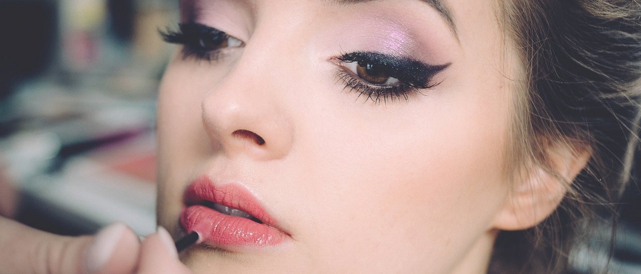 YouTube, sull'app makeup in realtà aumentata