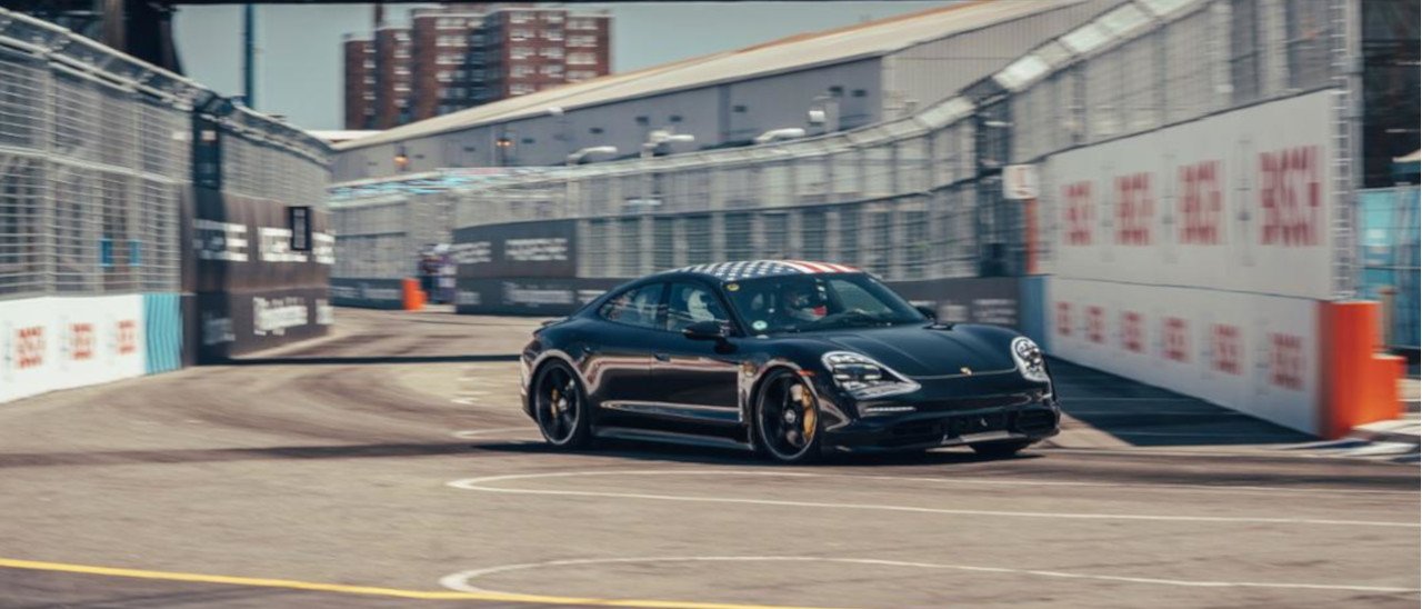 Porsche Taycan, oltre 30 mila ordini