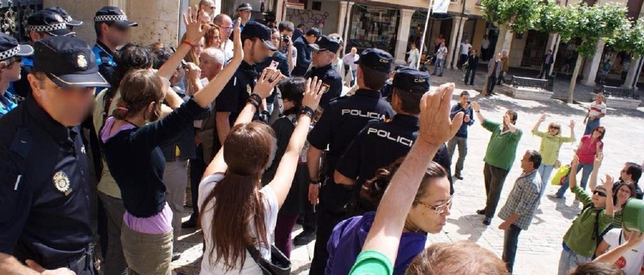 Hong Kong, proteste su Pokemon Go e Tinder