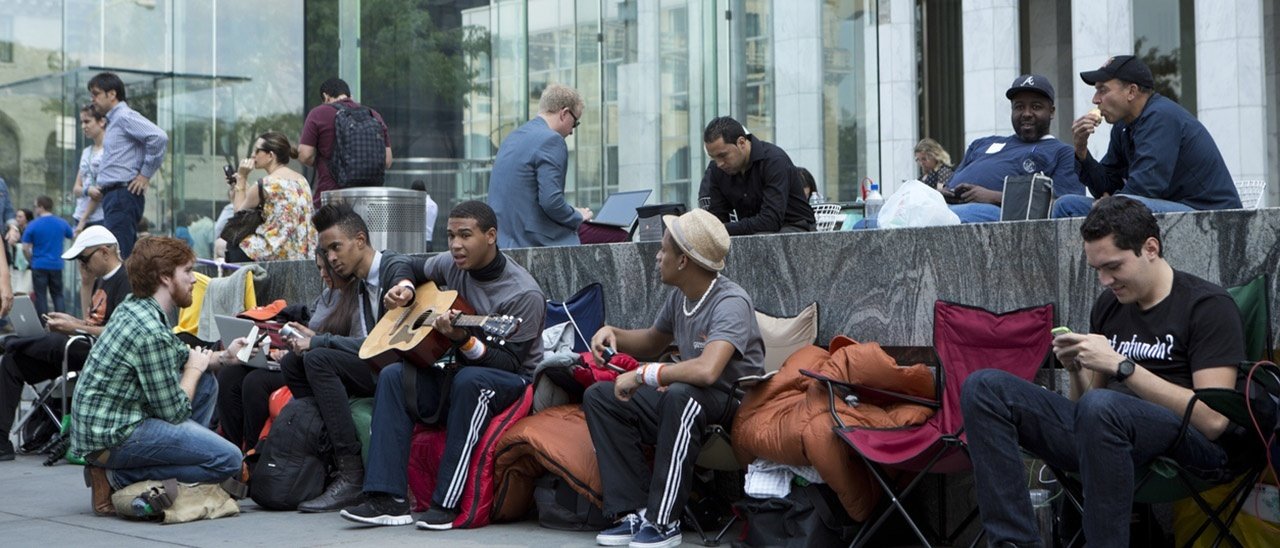 iPhone 11 e 11 Pro: ricomincia il rito delle file