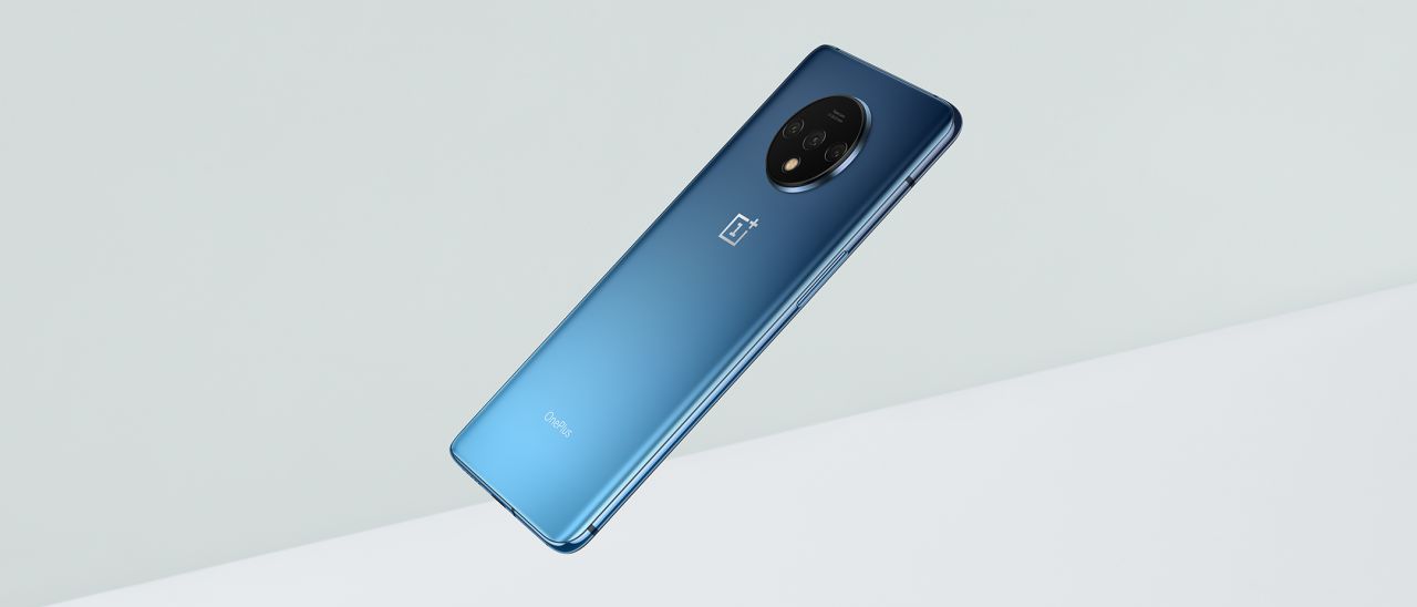 OnePlus 7T, prime immagini ufficiali