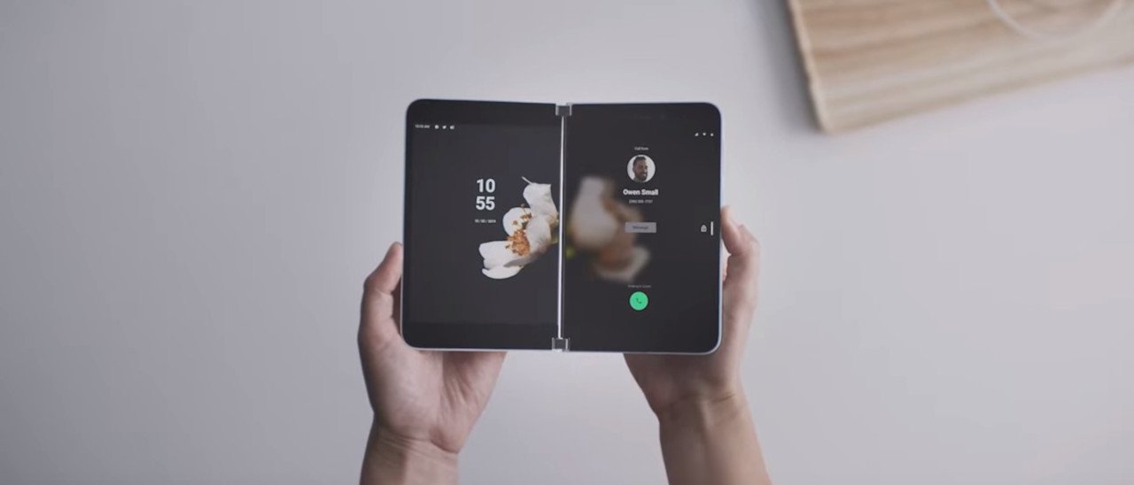 Surface Duo: smartphone pieghevole con Android