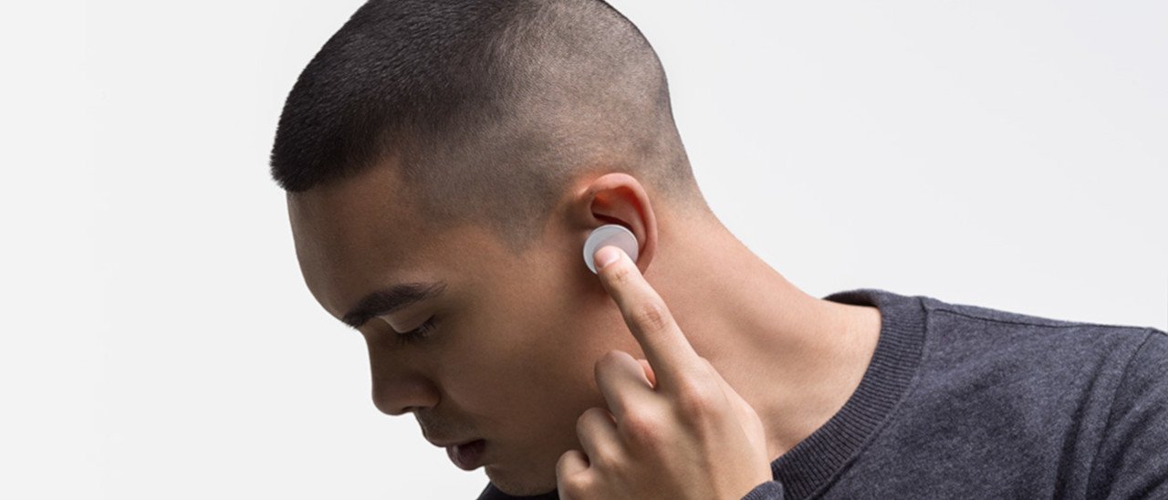 Microsoft rinvia i Surface Earbuds alla primavera