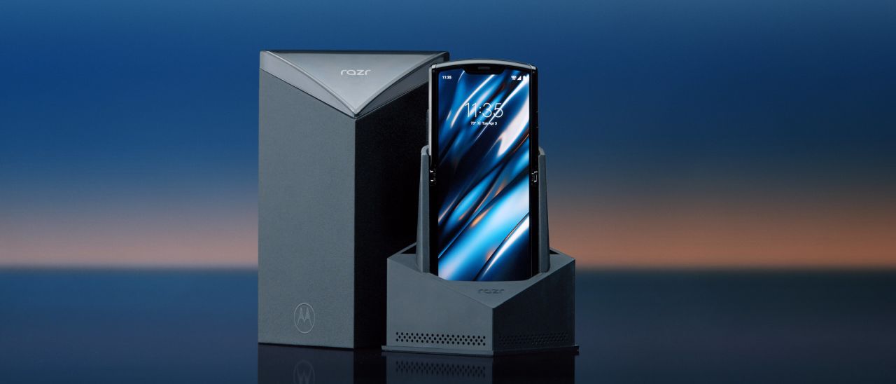 Motorola Razr con eSIM in Italia con TIM