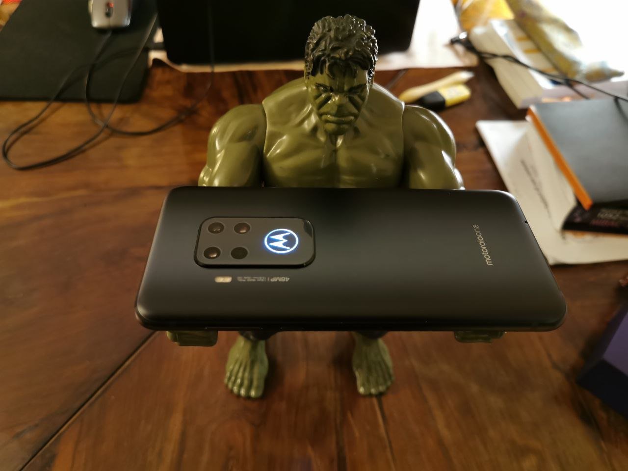 Motorola One Zoom