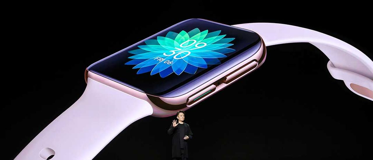 Oppo Watch, schermo AMOLED curvo e ricarica rapida