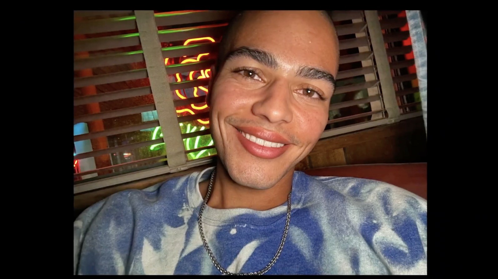 iPhone 12 migliora sensibilmente gli scatti in bassa luminosità, grazie alla rinnovata Modalità Notte.