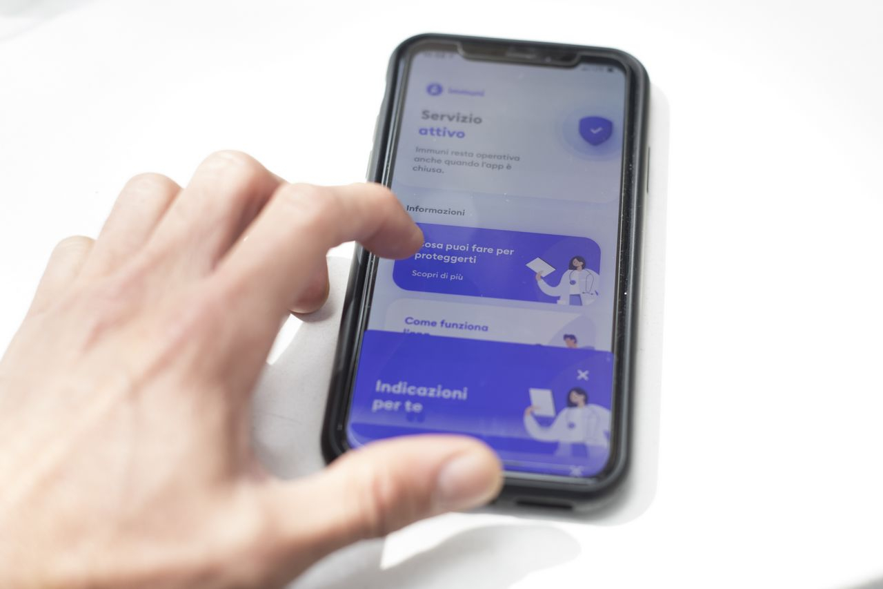 Immuni: gli utenti possono caricare i codici di positività