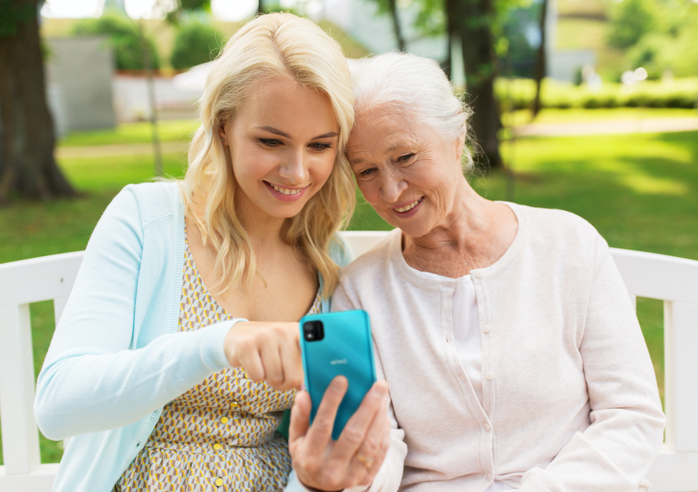 Wiko, tre offerte per celebrare la Festa dei nonni