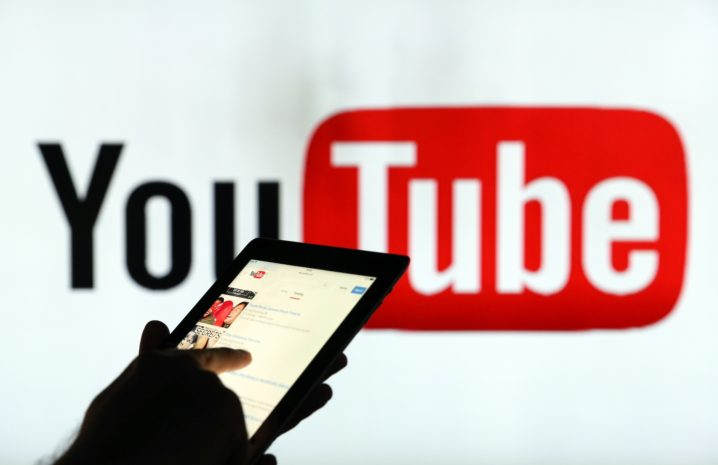 YouTube, sempre più persone lo guardano tramite la TV